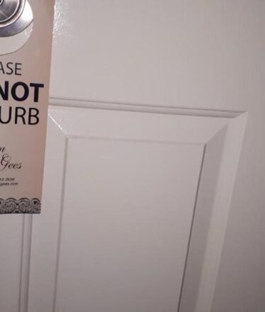 _room_door_sign